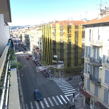 Centre Garibaldi Port