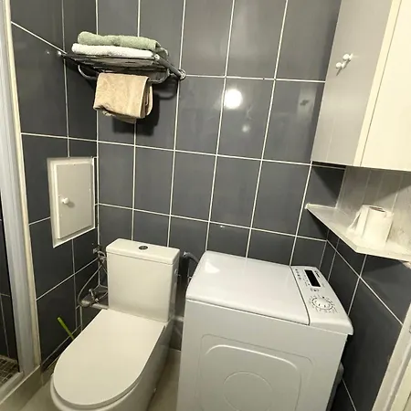 Apartment Centre Garibaldi Port